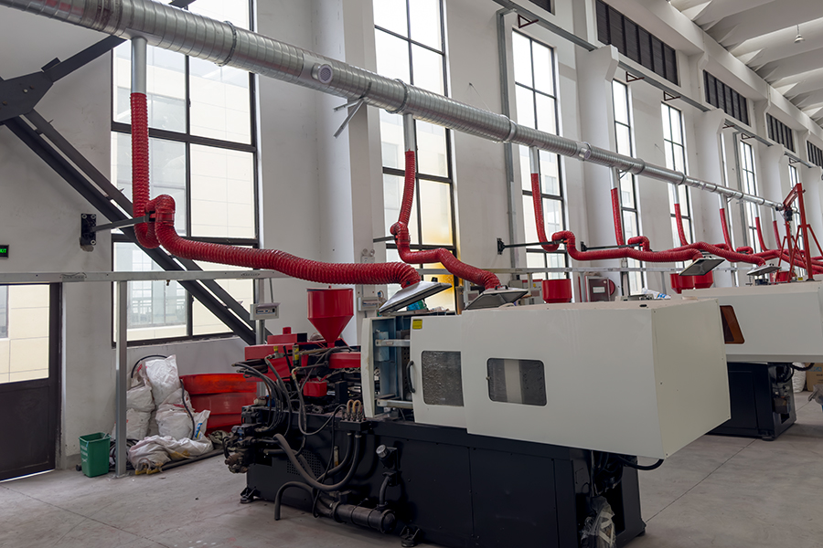 VOC废气治理设备、注塑，封蜡设备，喷淋塔除油加两级活性炭吸附